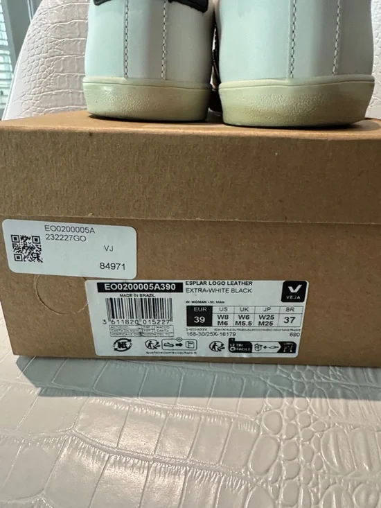 Veja White Leather Sneakers with Black V Emblem - Picture 11 of 11